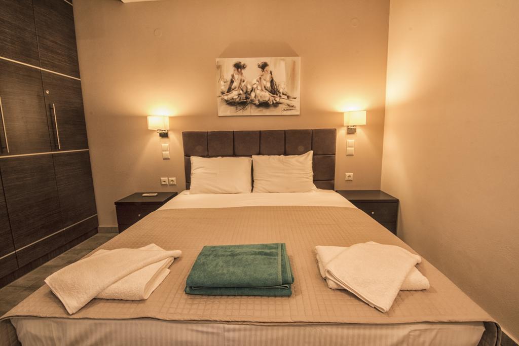 Gonis Suites Palaiochora Zewnętrze zdjęcie