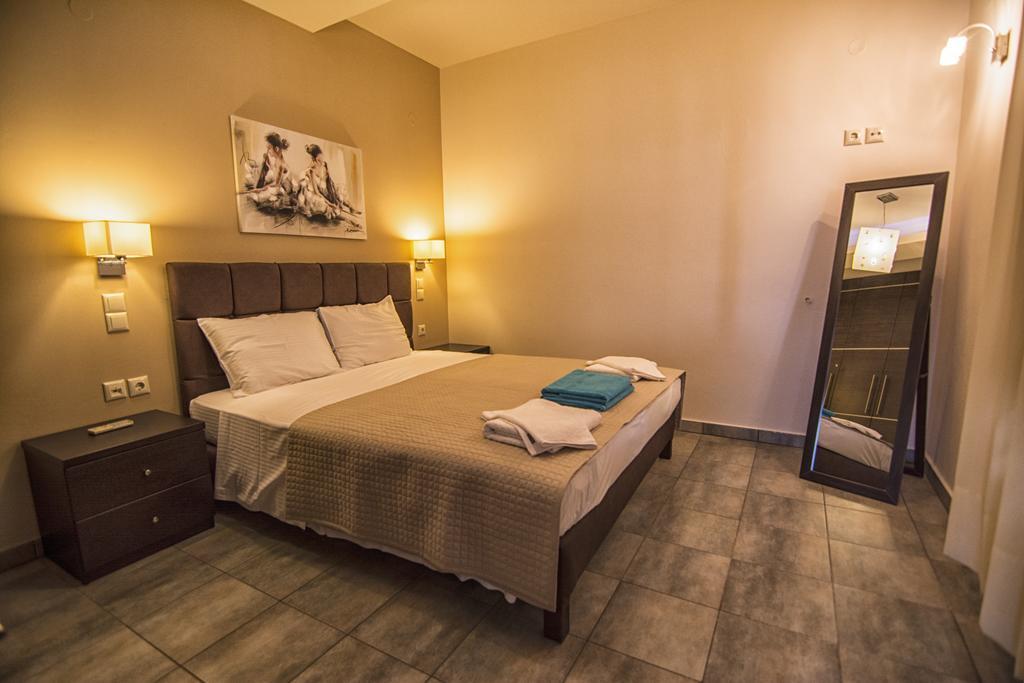 Gonis Suites Palaiochora Zewnętrze zdjęcie
