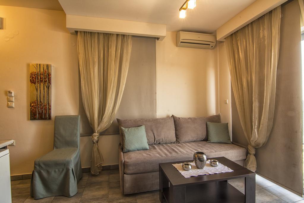 Gonis Suites Palaiochora Zewnętrze zdjęcie