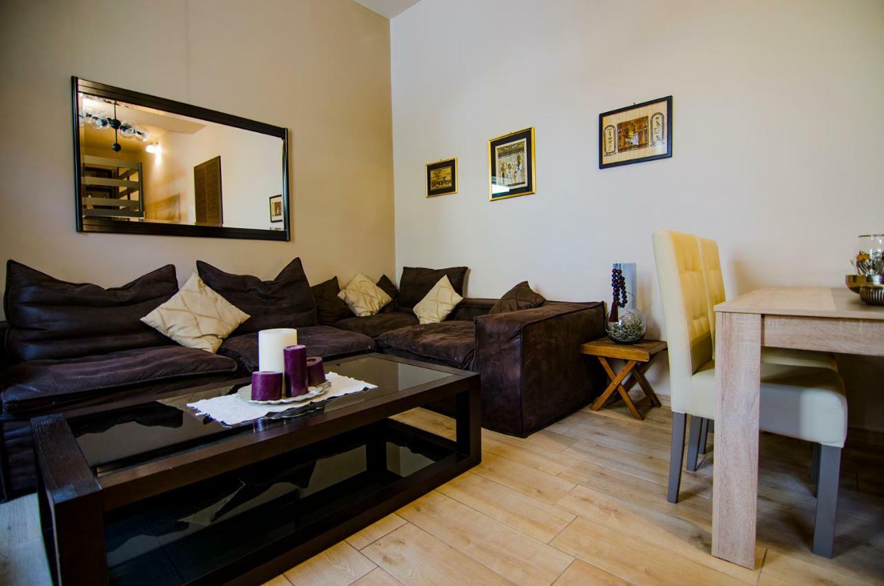 Gonis Suites Palaiochora Zewnętrze zdjęcie